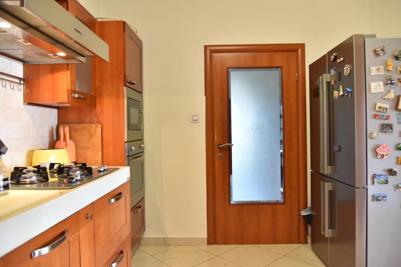 Villa Lux Nina With Six Bedrooms, Private Pool, Sauna 扎达尔 外观 照片