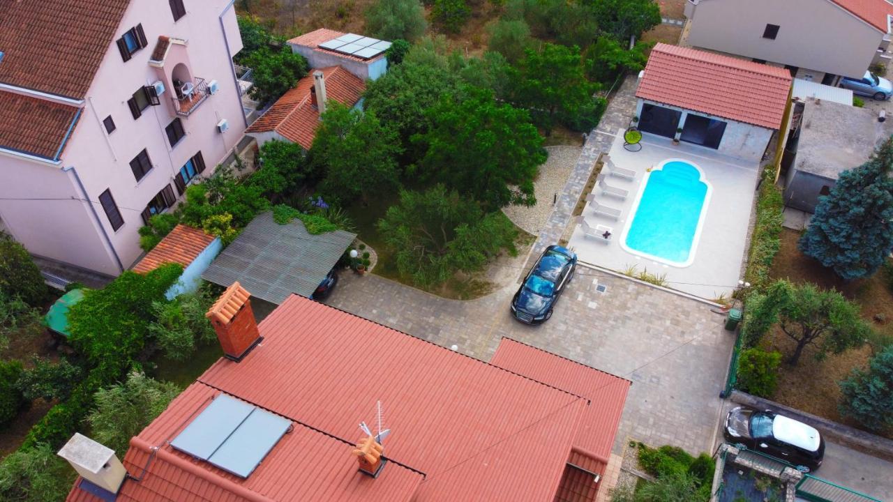 Villa Lux Nina With Six Bedrooms, Private Pool, Sauna 扎达尔 外观 照片