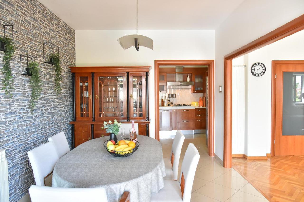 Villa Lux Nina With Six Bedrooms, Private Pool, Sauna 扎达尔 外观 照片